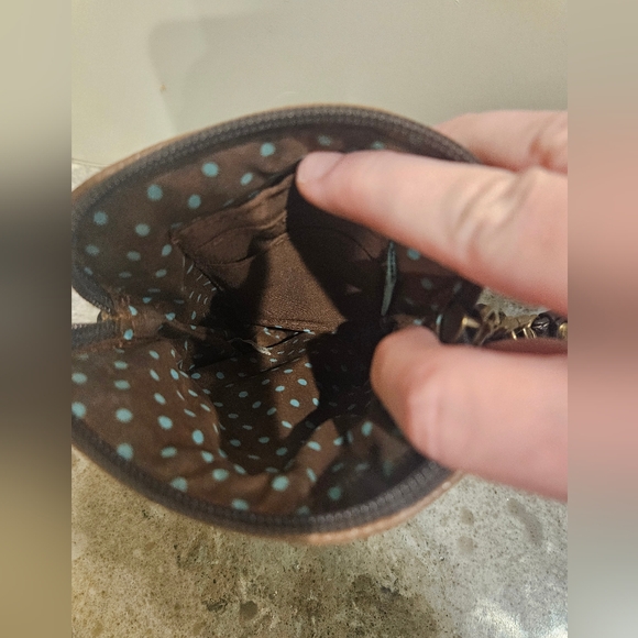 Chala Phone / Crossbody Handbag Faux Leather w / Adjustable Strap Dog Paw Print - Picture 6 of 12